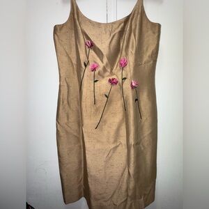Geometrie dress vintage 90s with 3-D flowers beige and pink size US 8 / UK 12